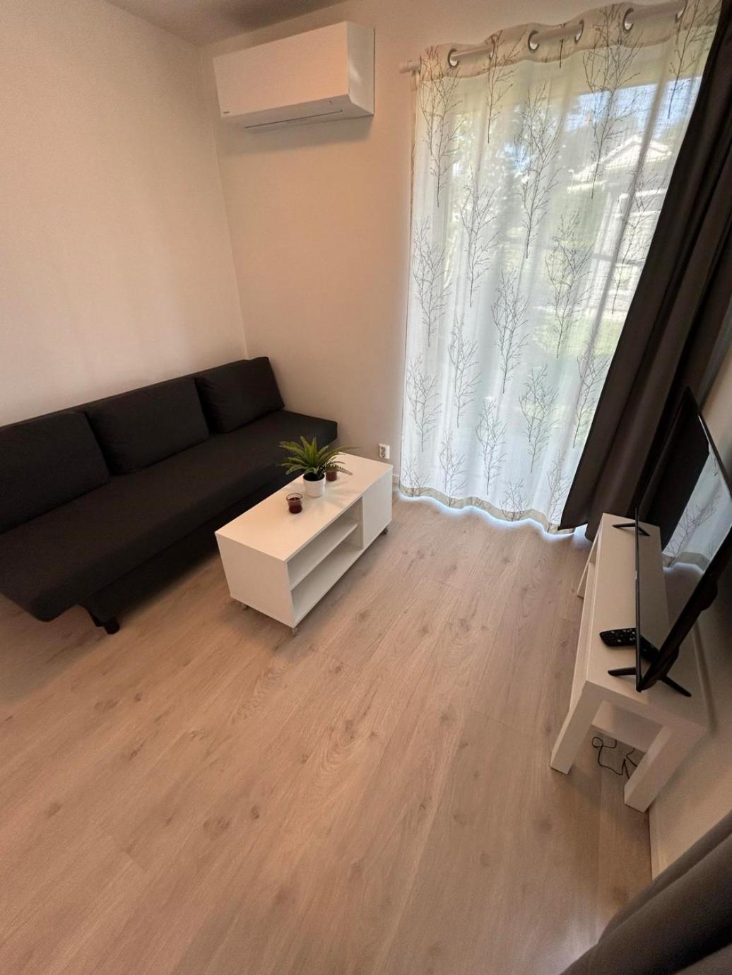 Апартаменты Lisas Apartment, Private New 2 With Big Windows, Share With Nobody *