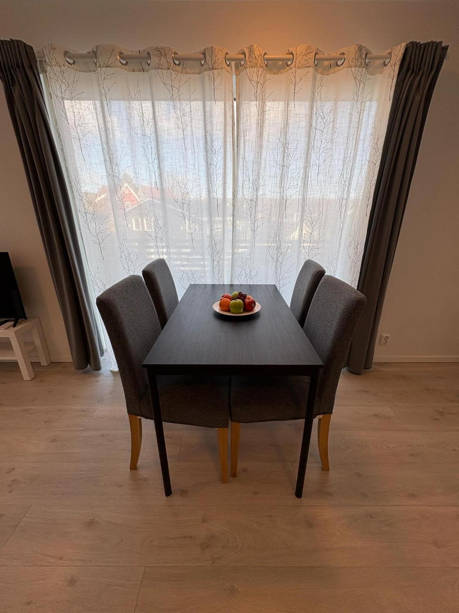 Lisas Apartment, Private New 2 With Big Windows, Share With Nobody * Осло