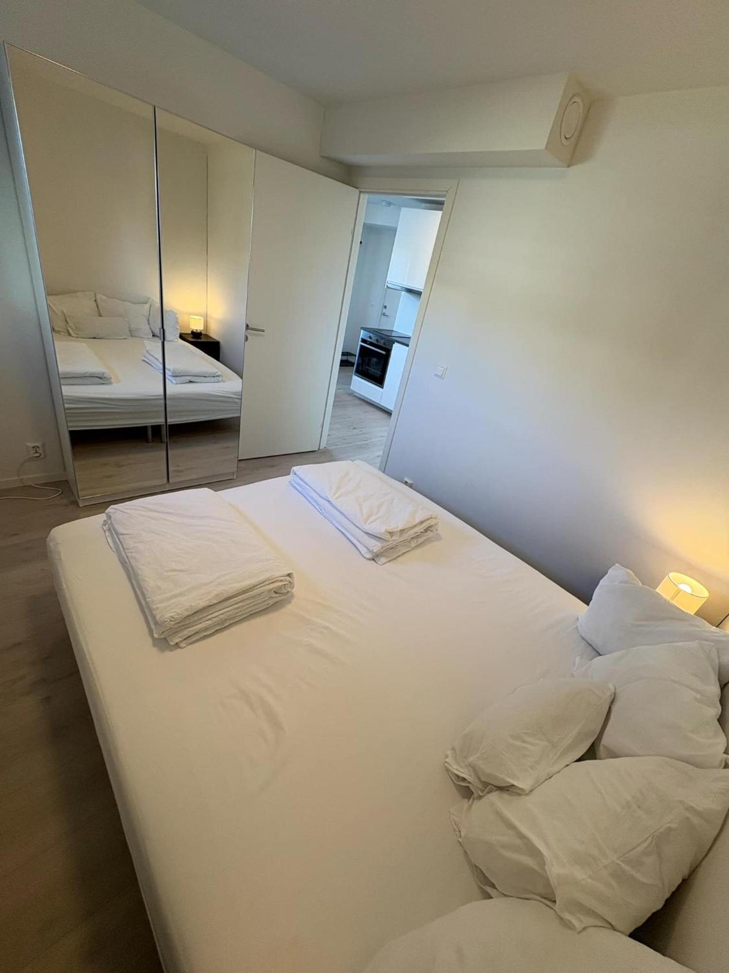 Апартаменты Lisas Apartment, Private New 2 With Big Windows, Share With Nobody *